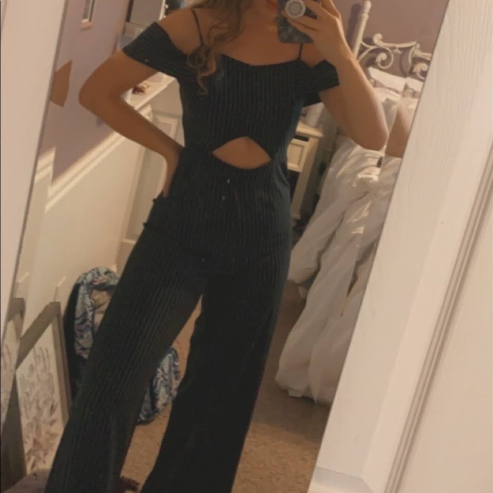 Gorgeous Forever 21 Navy Blue Pinstripe Bodysuit
